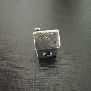 Pandora moments house charm